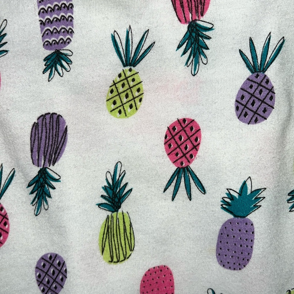 Green Soda girls sleeveless pineapple print tank top in size XS(4/5).